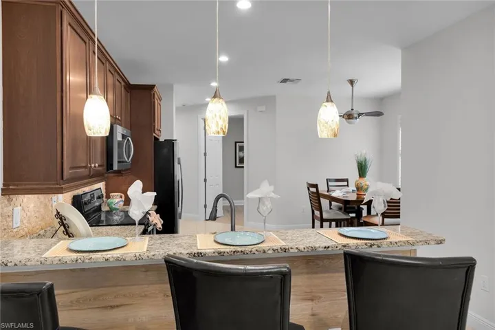 13418  Kent  ST, Naples, FL 34109