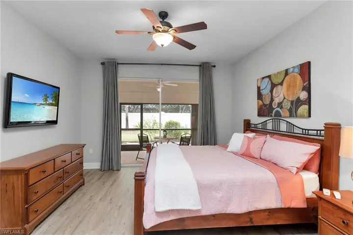 13418  Kent  ST, Naples, FL 34109