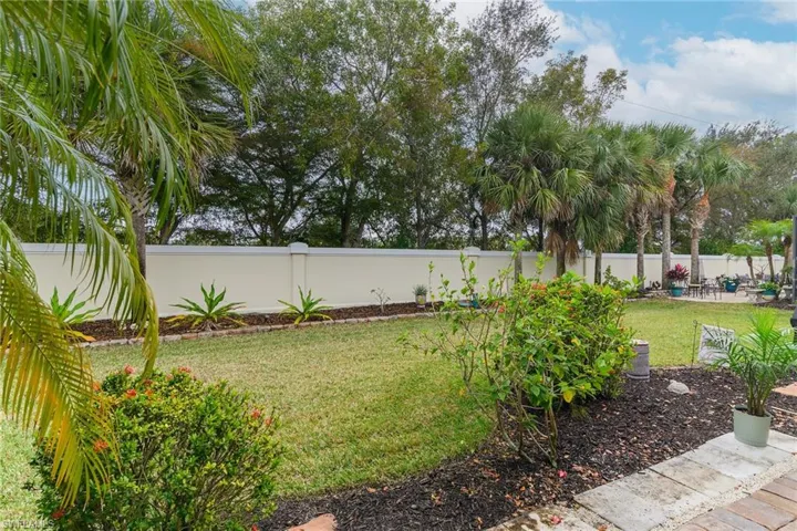 13418  Kent  ST, Naples, FL 34109