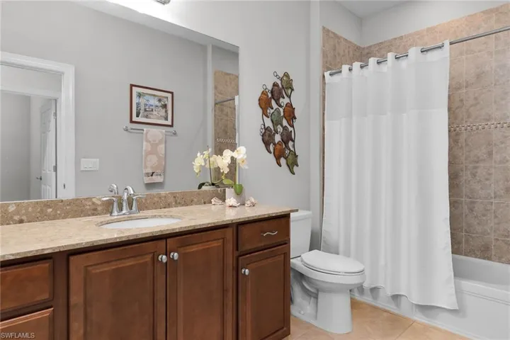 13418  Kent  ST, Naples, FL 34109