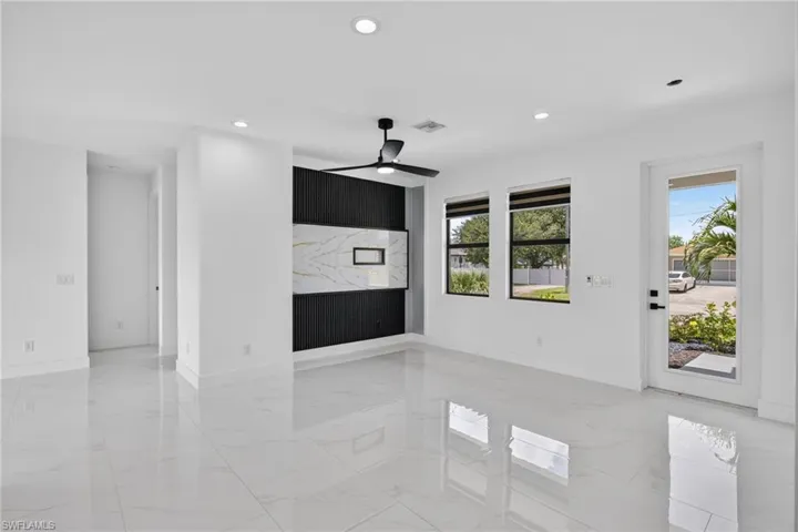 3013 39th St Sw, Lehigh Acres, Florida 33976