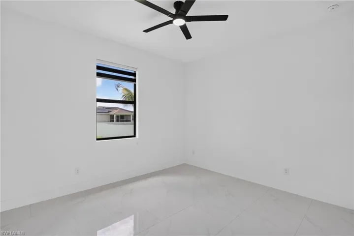 3013 39th St Sw, Lehigh Acres, Florida 33976