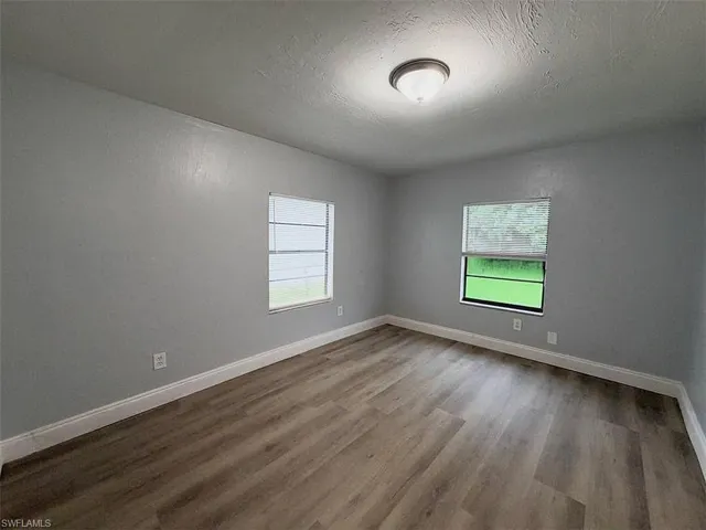 Guest Bedroom #1
