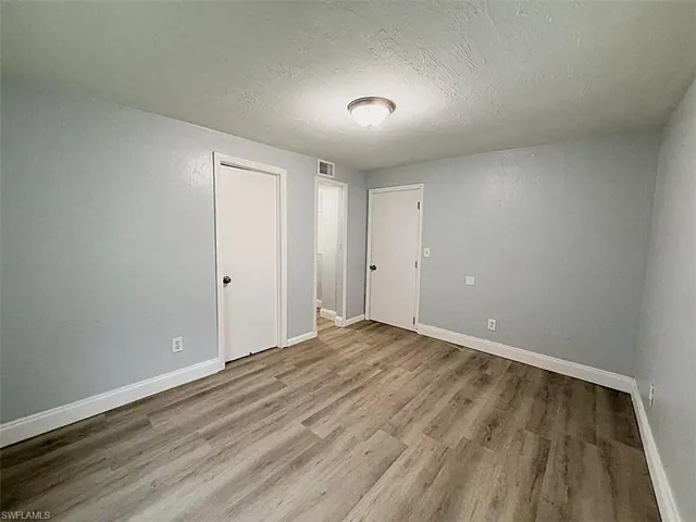 Guest Bedroom #1