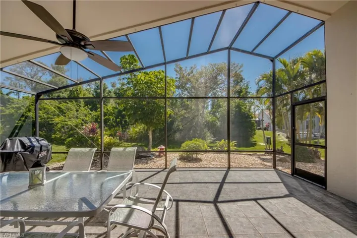 Huge Lanai with new SuperScreen.
