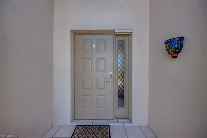 Screened Front Entry