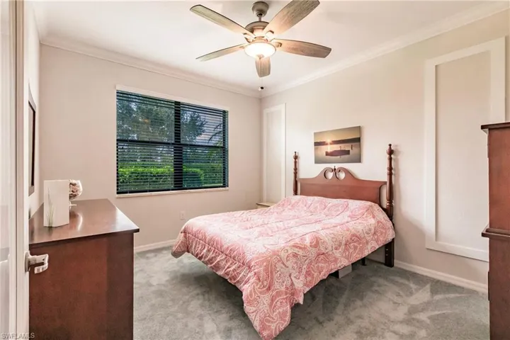 1403  Oceania S DR, Naples, FL 34113