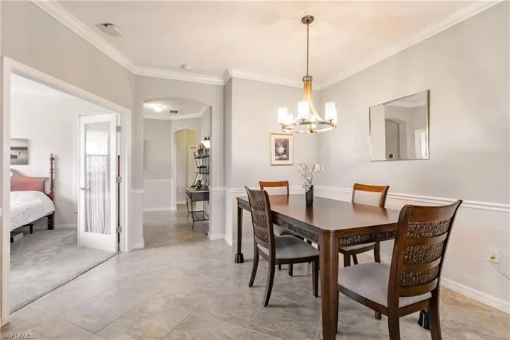 1403  Oceania S DR, Naples, FL 34113