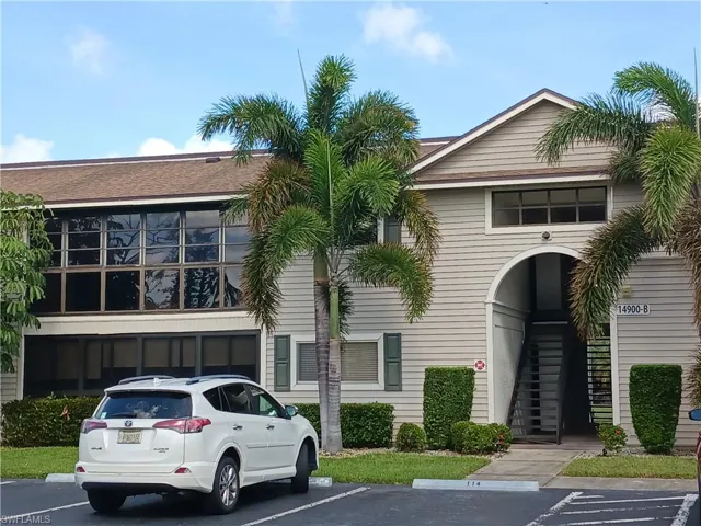14900  Summerlin Woods  DR, Fort Myers, FL 33919