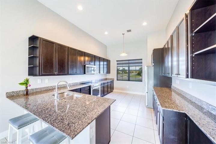 Expansive Kitchen
