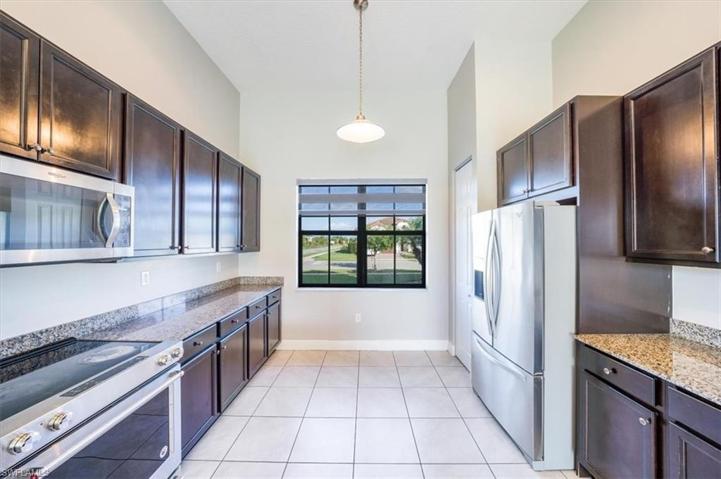 Expansive Kitchen