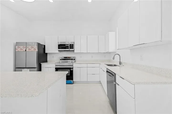 231 Nw 27th Ave, Cape Coral, Florida 33993