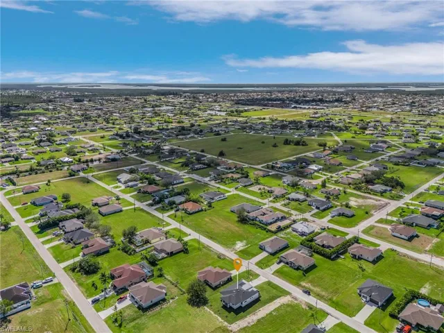231 Nw 27th Ave, Cape Coral, Florida 33993