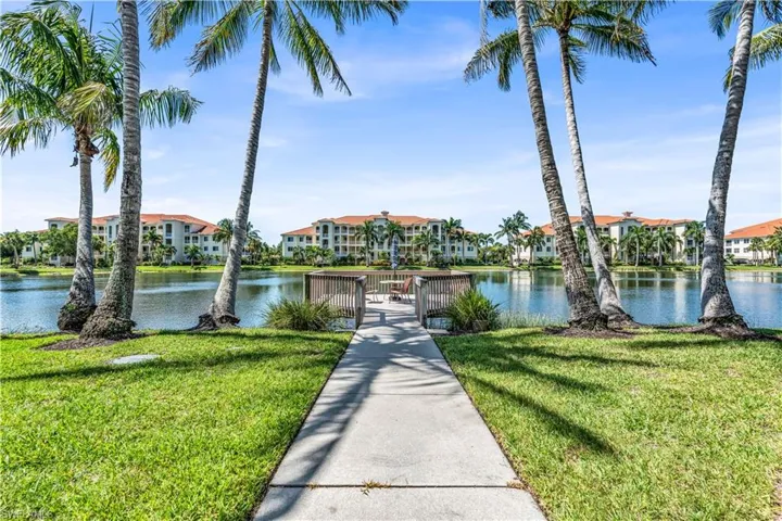 20061 Sanibel View Cir 101, Fort Myers, Florida 33908