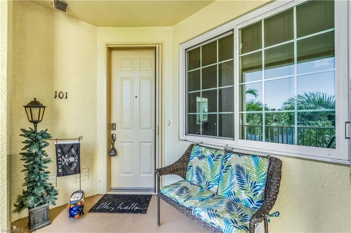 20061 Sanibel View Cir 101, Fort Myers, Florida 33908