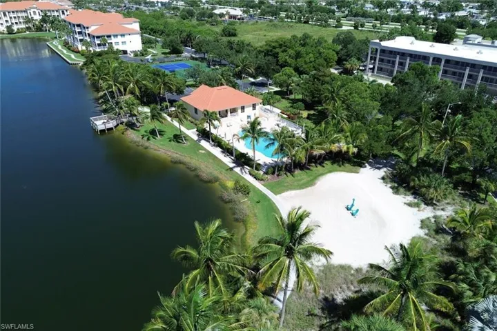 20061 Sanibel View Cir 101, Fort Myers, Florida 33908