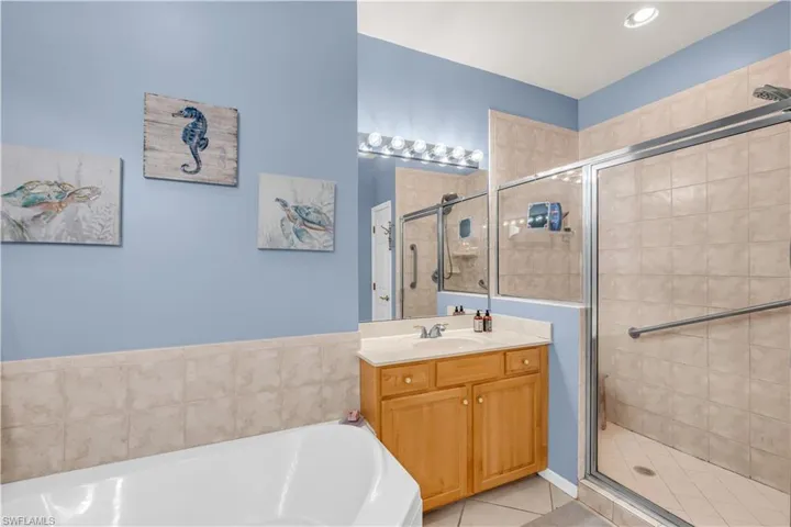 20061 Sanibel View Cir 101, Fort Myers, Florida 33908