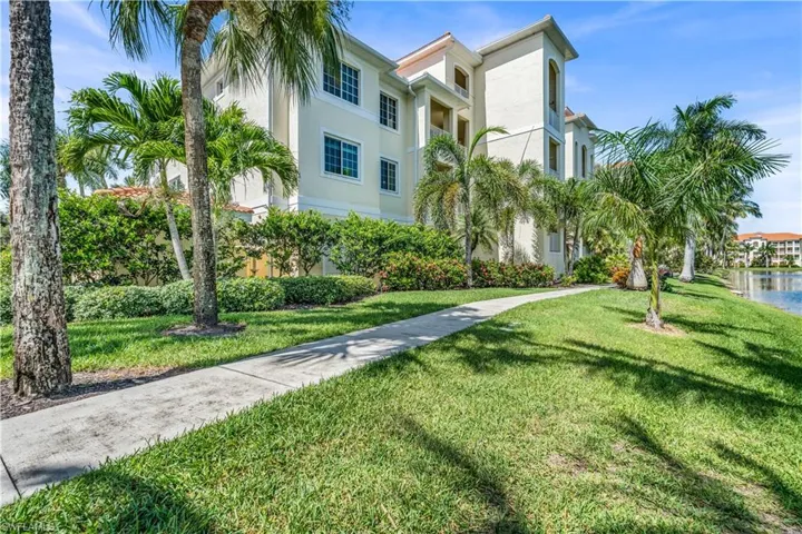20061 Sanibel View Cir 101, Fort Myers, Florida 33908