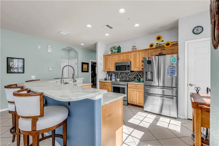 20061 Sanibel View Cir 101, Fort Myers, Florida 33908