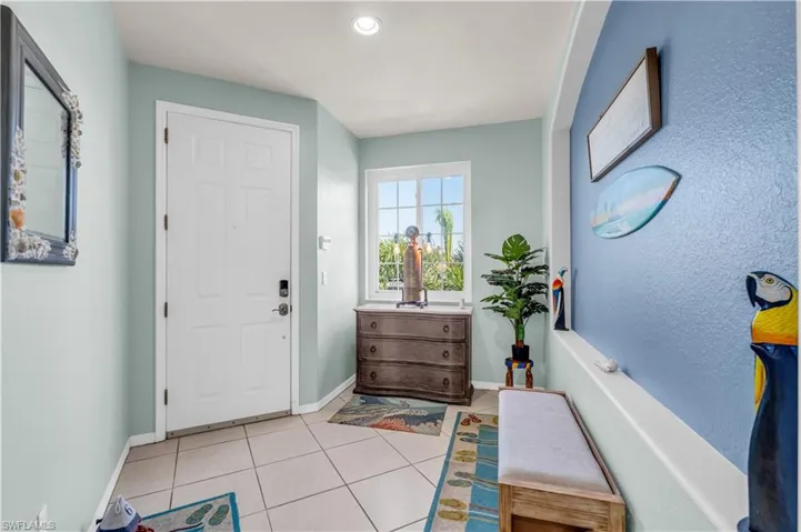 20061 Sanibel View Cir 101, Fort Myers, Florida 33908