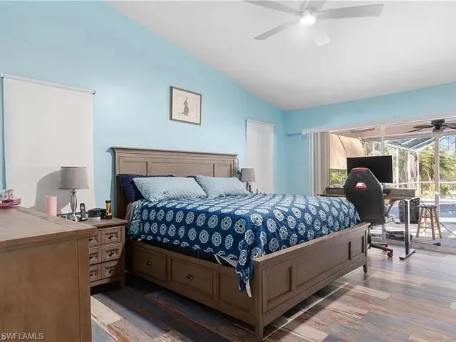 6011  Sea Grass  LN, Naples, FL 34116