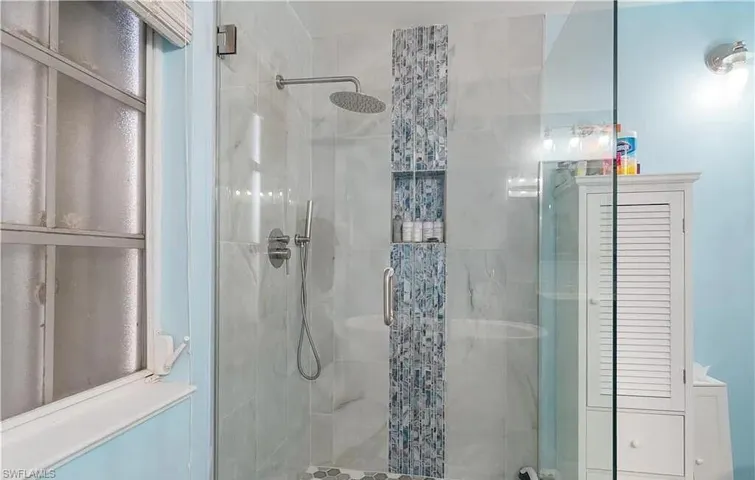 6011  Sea Grass  LN, Naples, FL 34116