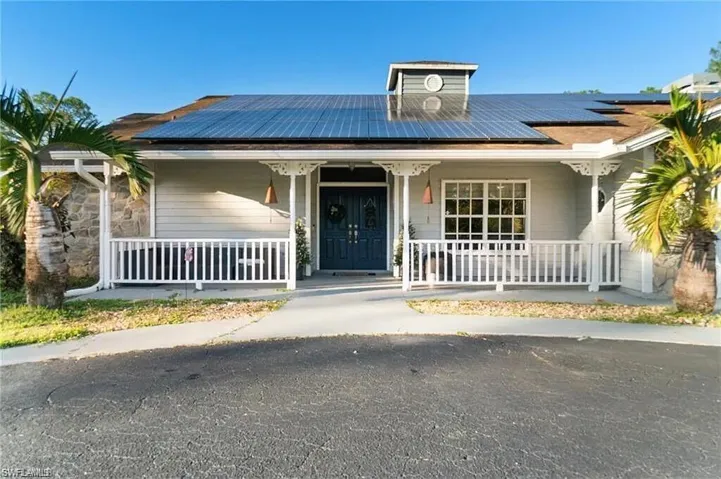 6011  Sea Grass  LN, Naples, FL 34116