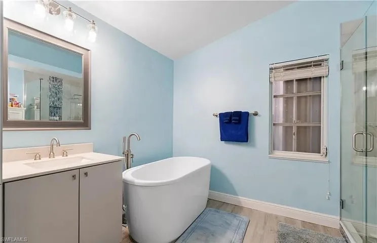 6011  Sea Grass  LN, Naples, FL 34116