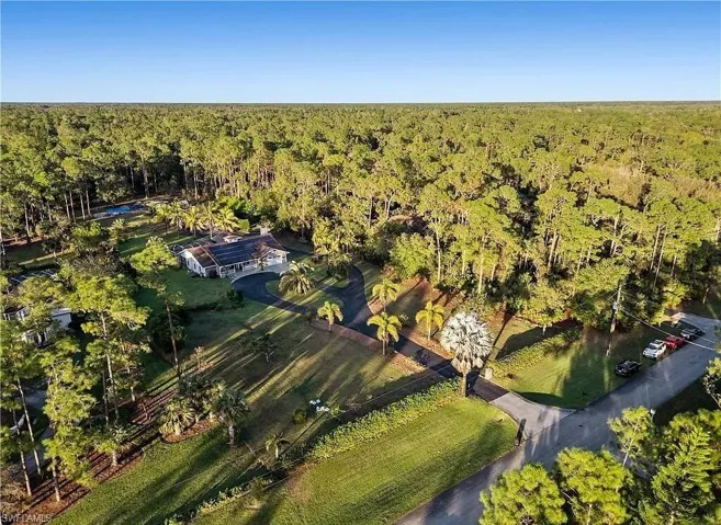 6011  Sea Grass  LN, Naples, FL 34116