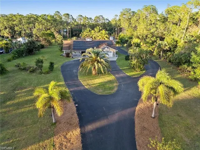 6011  Sea Grass  LN, Naples, FL 34116