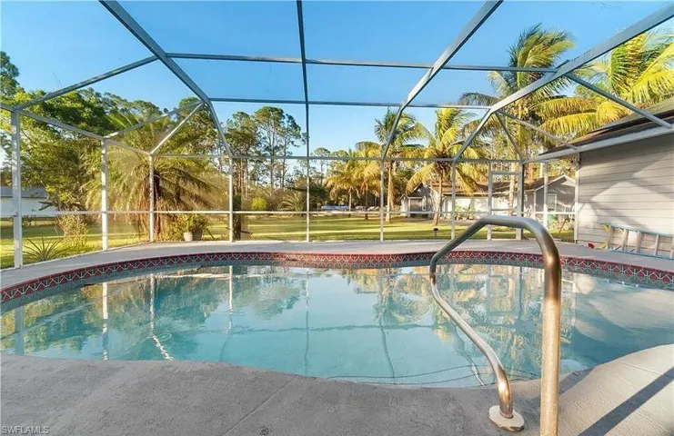 6011  Sea Grass  LN, Naples, FL 34116