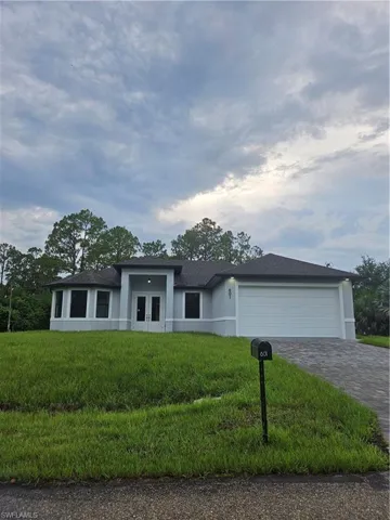 601 8th AVE, Lehigh Acres, FL 33972,2025000084