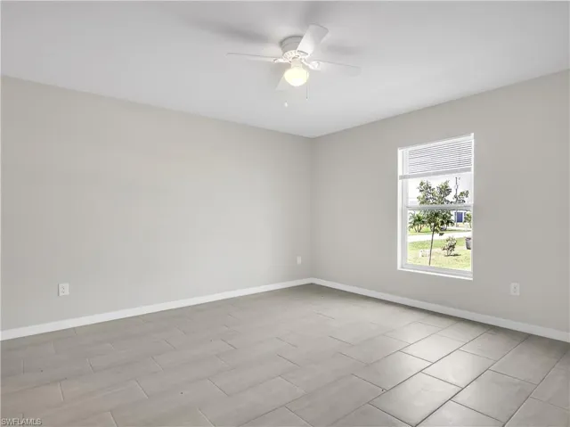 4620 Sw 8th Ct, Cape Coral, Florida 33914