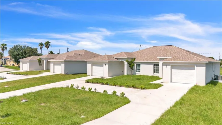 4620 Sw 8th Ct, Cape Coral, Florida 33914