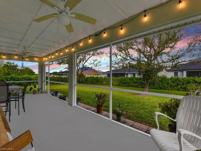 Spacious screened lanai