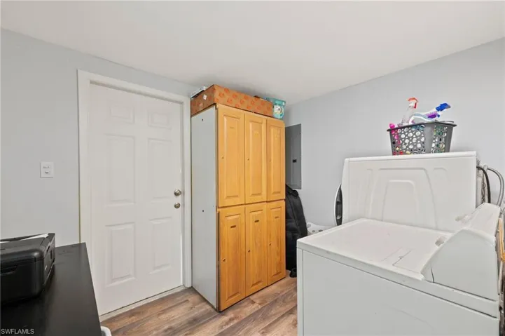 260  Delray  AVE, Fort Myers, FL 33905