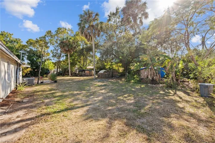 260  Delray  AVE, Fort Myers, FL 33905