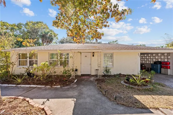 260  Delray  AVE, Fort Myers, FL 33905