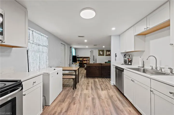 260  Delray  AVE, Fort Myers, FL 33905
