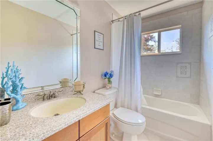 bathroom in 2nd primary Bedroom