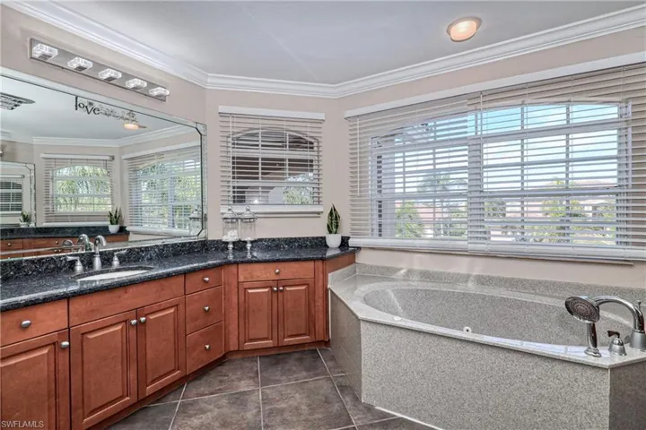12490  Pebble Stone  CT, Fort Myers, FL 33913