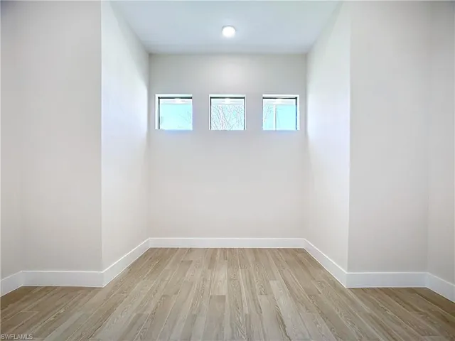HUGE !!! Master bedroom closet