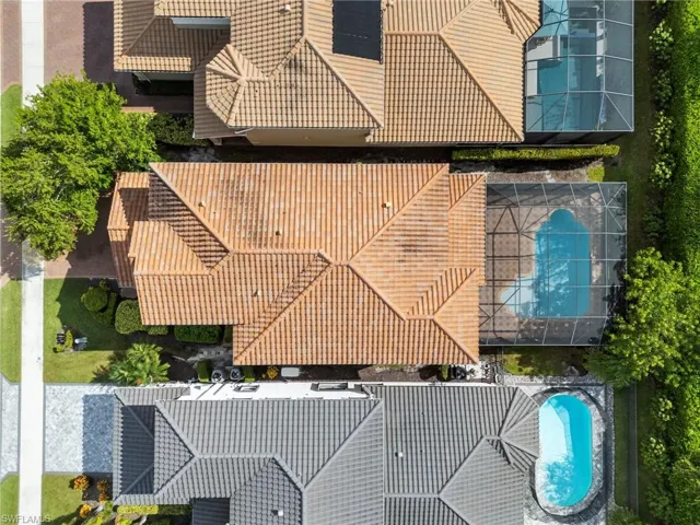 Bird's eye view of a pool