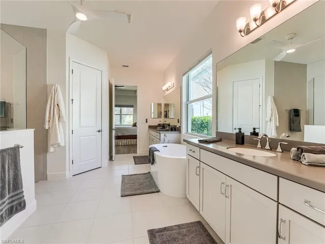 Master Bath