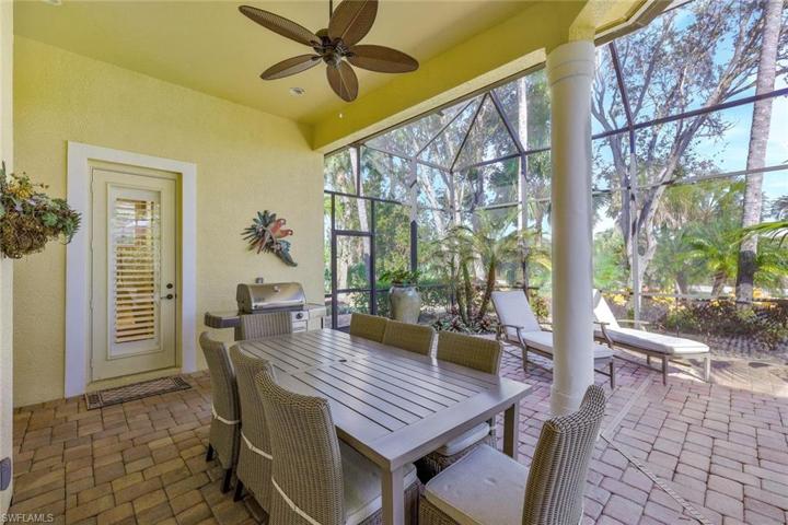 Outdoor Dining Space