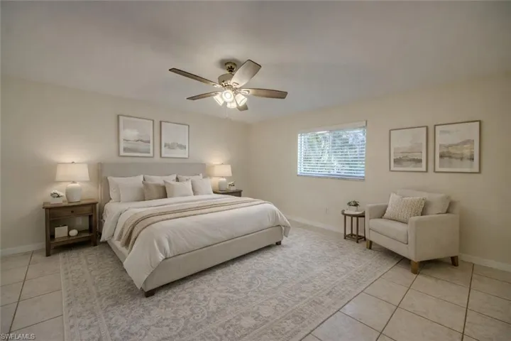 110 SE 13th  PL, Cape Coral, FL 33990