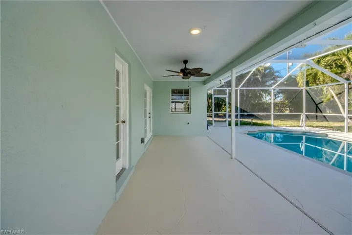 110 SE 13th  PL, Cape Coral, FL 33990