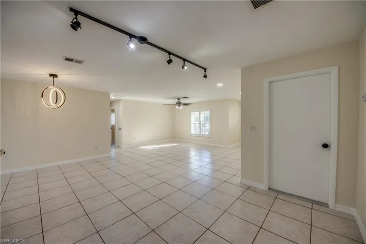 110 SE 13th  PL, Cape Coral, FL 33990