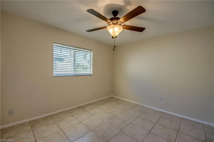 110 SE 13th  PL, Cape Coral, FL 33990