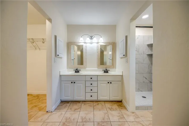 110 SE 13th  PL, Cape Coral, FL 33990